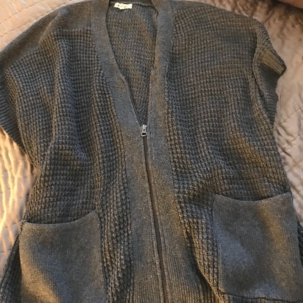 Gray Mod- O -Doc waffle weave poncho sweater s m l